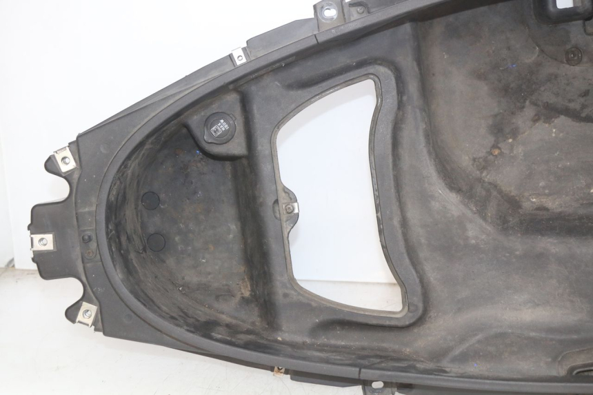 photo de ZADeltasleutelbox PIAGGIO MP3 LT 400 (2007 - 2012) - Staat van het oppervlak