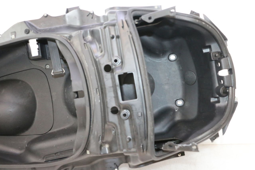 photo de ZADeltasdoos PIAGGIO MP3 LT 300 (2010 - 2016) - Visuele inspectie