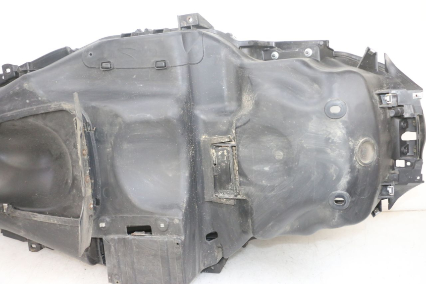 photo de ZADeltaselbox PIAGGIO MP3 RL 250 (2006 - 2010) - Markeringen en referenties