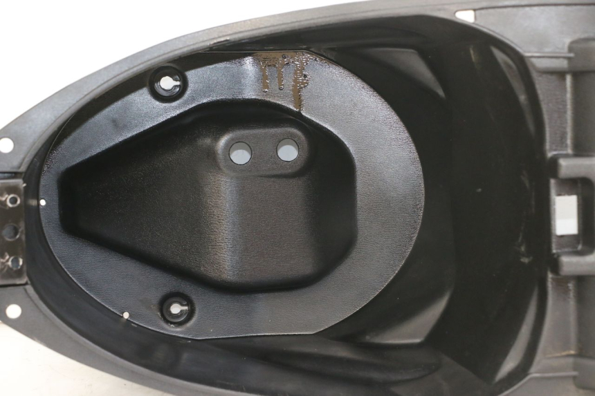 photo de ZADeltaselbox PEUGEOT BELVILLE 125 (2017 - 2021) - Overzicht