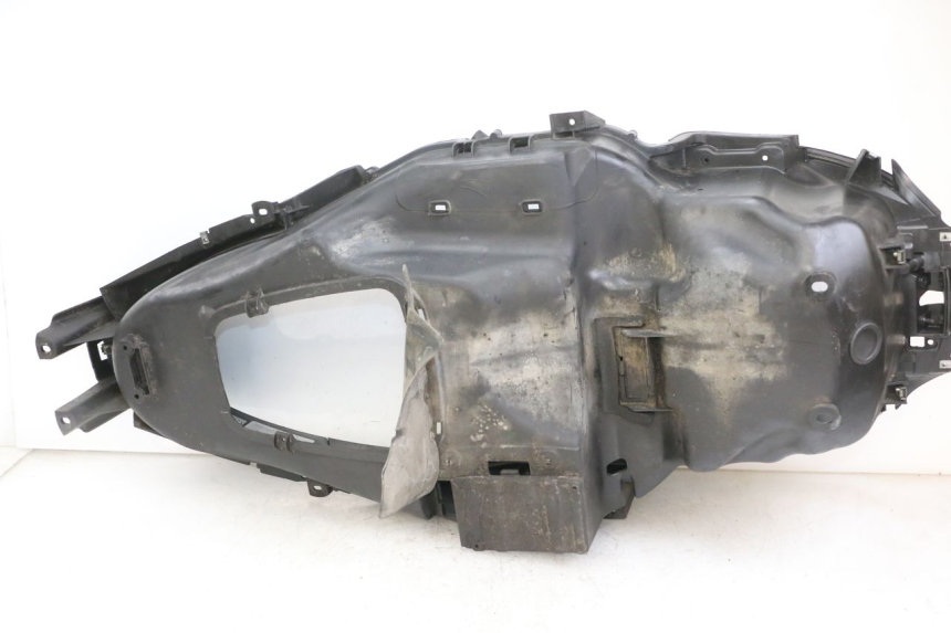 photo de ZADeltasleutelbox PIAGGIO MP3 125 (2006 - 2014) - Bevestigingspunten