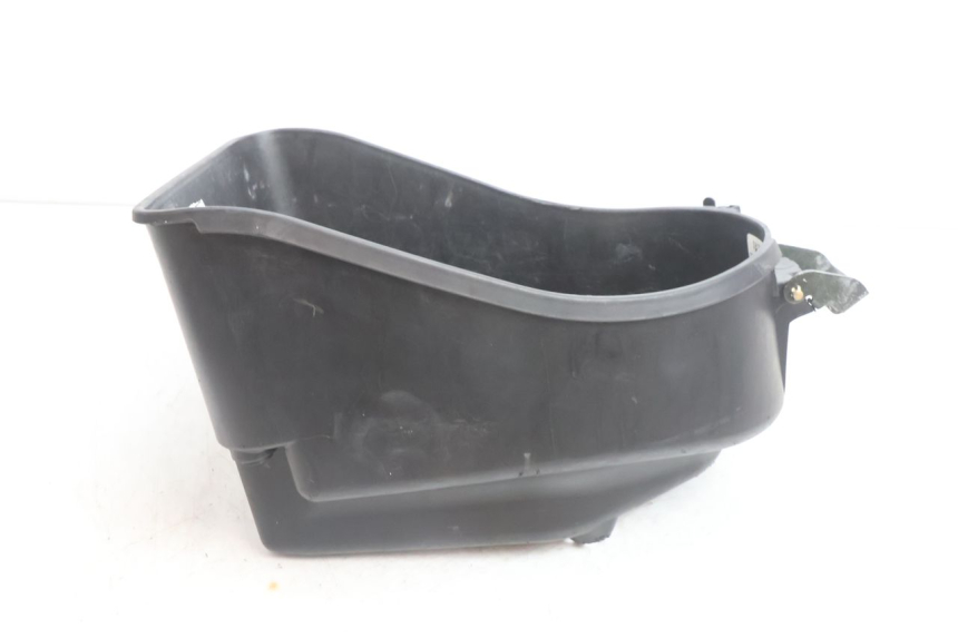 photo de ZADSEATKOFFER HONDA SH 125 (2001 - 2003) - Detail van het onderdeel