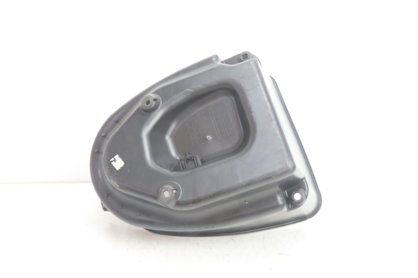 photo de ZADSEATKOFFER HONDA SH 125 (2001 - 2003) - Zoom op componenten
