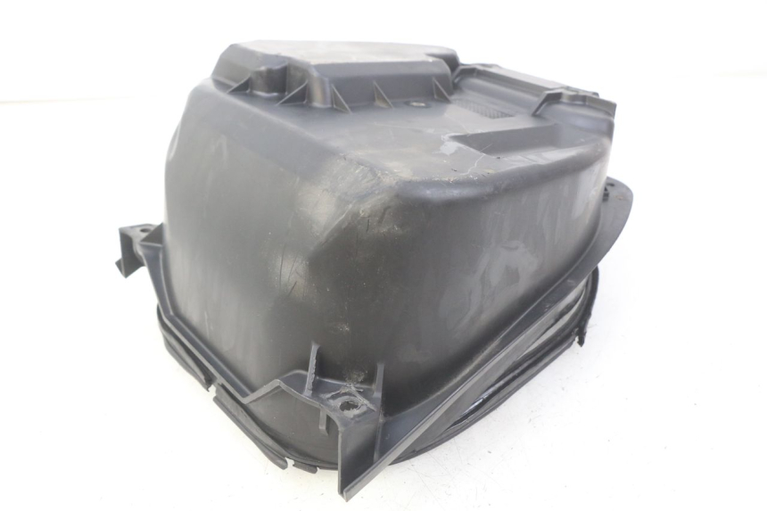 photo de ZADeltasSELLE SUZUKI SIXTEEN 125 (2008 - 2010) - Andere kijkhoek