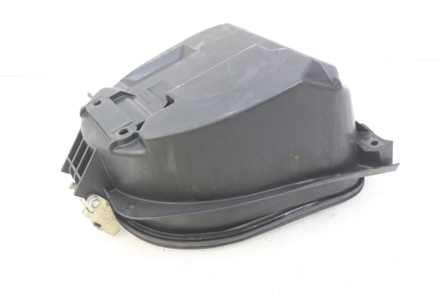 photo de ZADeltasSELLE SUZUKI SIXTEEN 125 (2008 - 2010) - Technische close-up