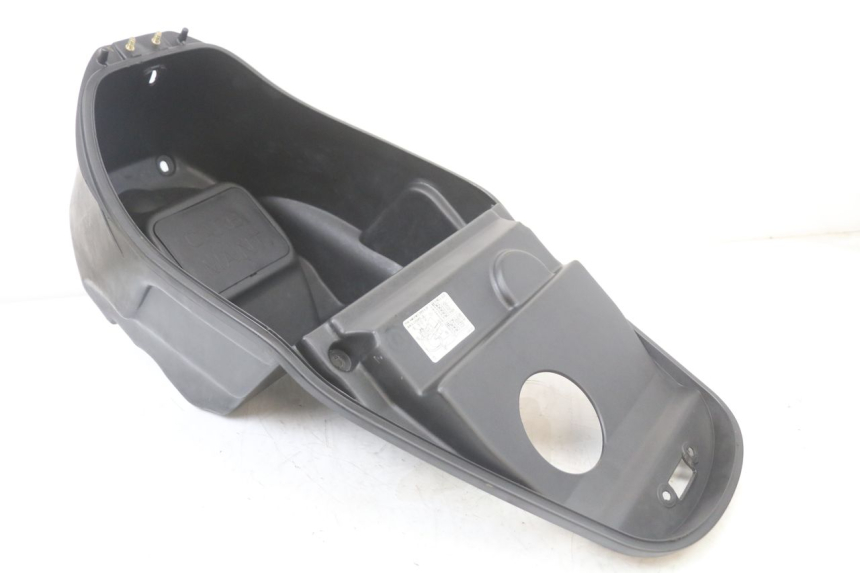 photo de ZADeltas Koffer KYMCO SUPER 8 125 (2008 - 2015) - Bevestigingspunten