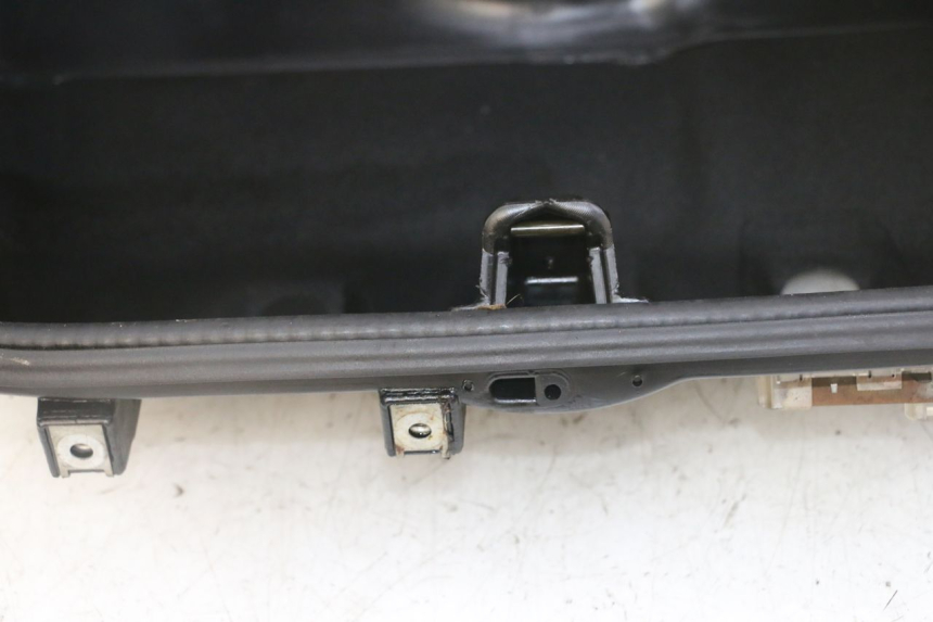 photo de ZADeltaselbox PIAGGIO SUPER LX 125 (2000 - 2003) - Staat van het oppervlak