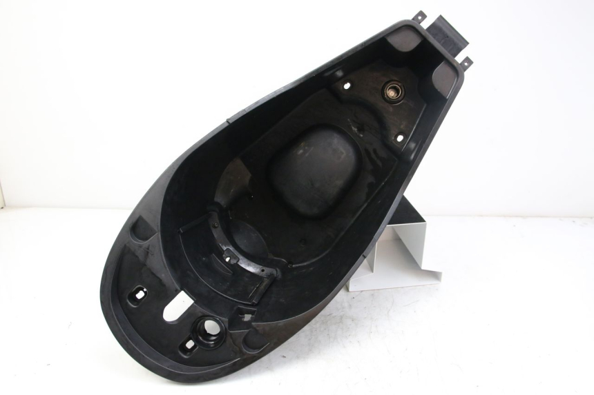 photo de ZADeltas Koffer PEUGEOT VIVACITY NEW 2T 50 (2008 - 2017) - Bevestigingspunten