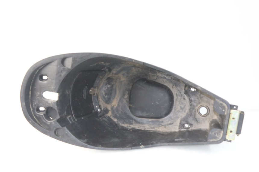 photo de ZADeltasERKISTAS PEUGEOT VIVACITY NEW 4T 50 (2008 - 2017) - Hoofdaanzicht