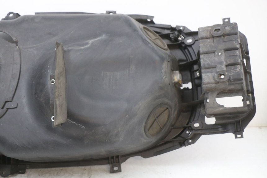 photo de ZADeltas Koffer PIAGGIO X10 125 (2012 - 2017) - Zoom op componenten