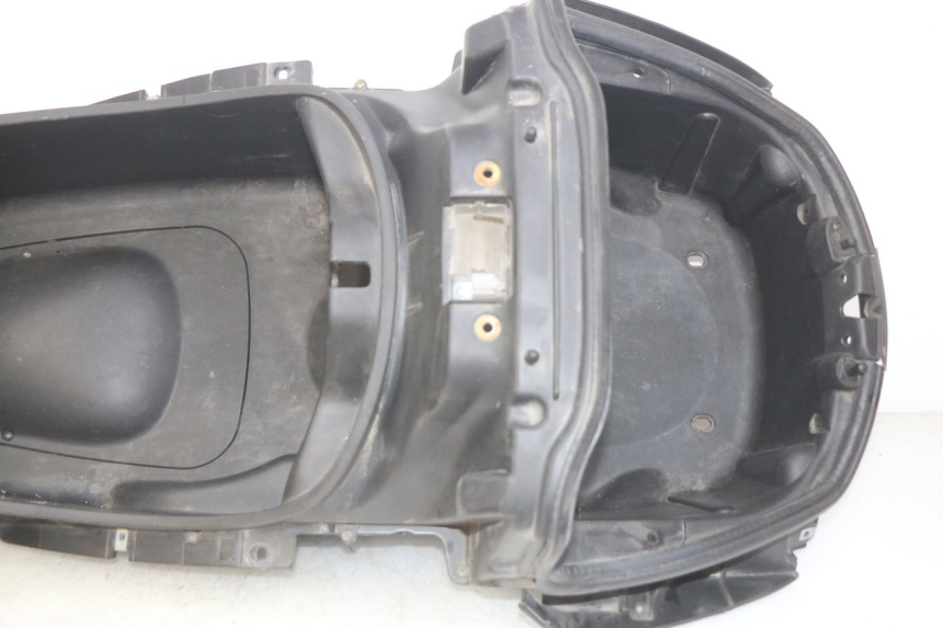 photo de ZADeltasdoos PIAGGIO X8 125 (2004 - 2007) - Bevestigingspunten