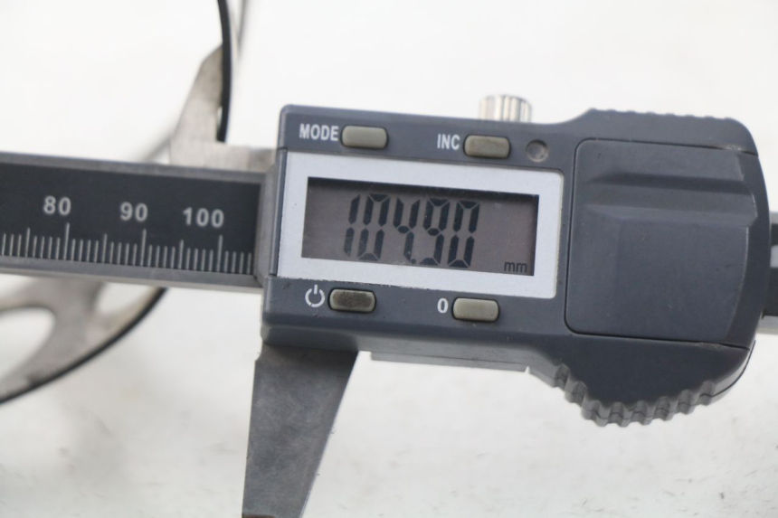 photo de UITLAATKLEM SUZUKI GSX-R GSXR 600 (2001 - 2003) - Detail van het onderdeel