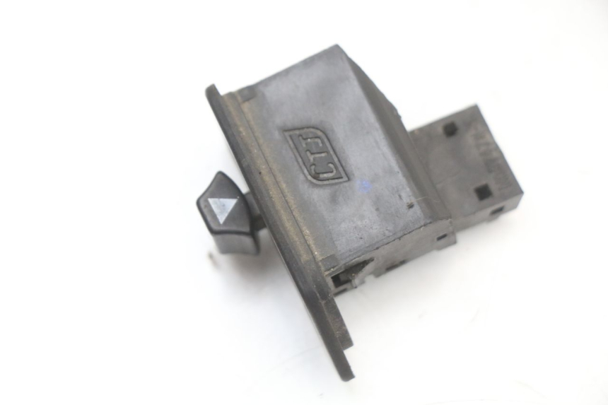 photo de RICHTINGAANWIJZER SCHAKELAAR SYM FIDDLE 2 50 (2008 - 2013) - Zoom op gebruiksstaat