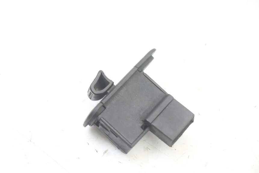 photo de RICHTINGAANWIJZER SCHAKELAAR GILERA STALKER 50 (1997 - 2005) - Zoom op gebruiksstaat