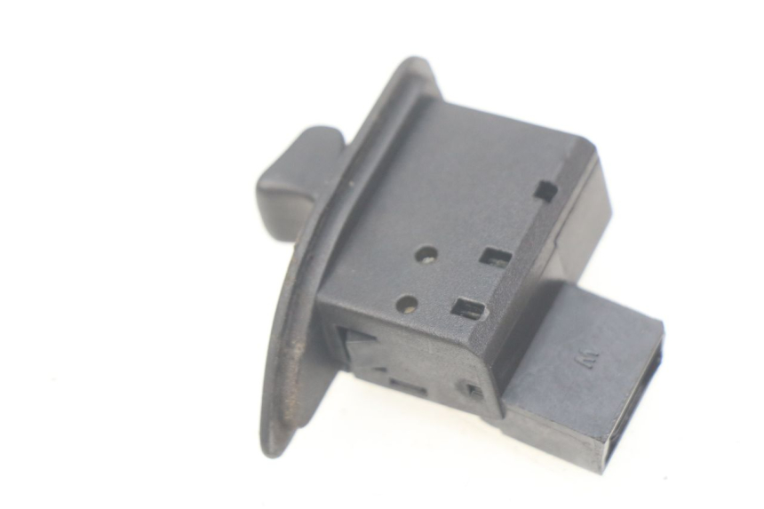 photo de RICHTINGAANWIJZER SCHAKELAAR PIAGGIO LIBERTY 4T 50 (2004 - 2008) - Zoom op gebruiksstaat