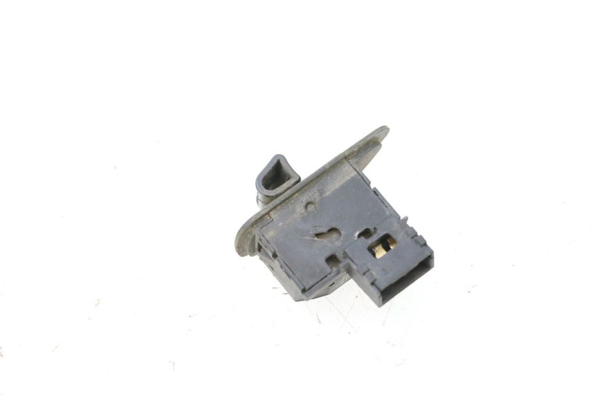 photo de RICHTINGAANWIJZER SCHAKELAAR PIAGGIO MP3 125 (2006 - 2014) - Zoom op gebruiksstaat