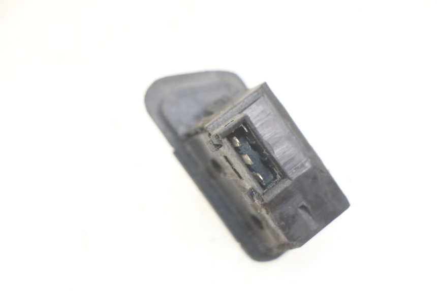 photo de RICHTINGAANWIJZER SCHAKELAAR SYM ORBIT III 3 4T 50 (2021 - 2025) - Zoom op gebruiksstaat