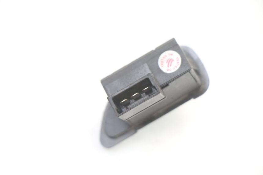 photo de RICHTINGAANWIJZER SCHAKELAAR PIAGGIO NRG POWER PUREJET 50 (2018 - 2021) - Overzicht