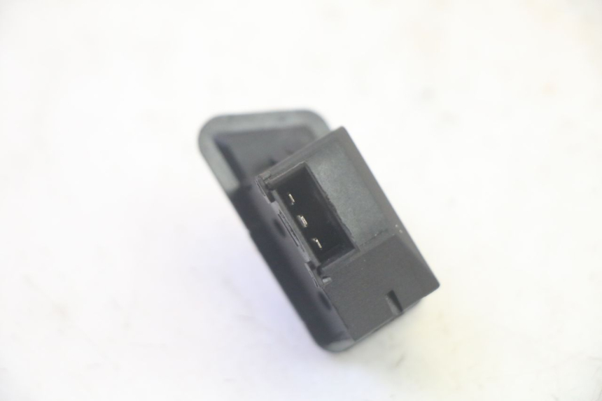 photo de RICHTINGAANWIJZER SCHAKELAAR JM MOTORS SANTANA EVO 50 (2024 - 2026) - Andere kijkhoek