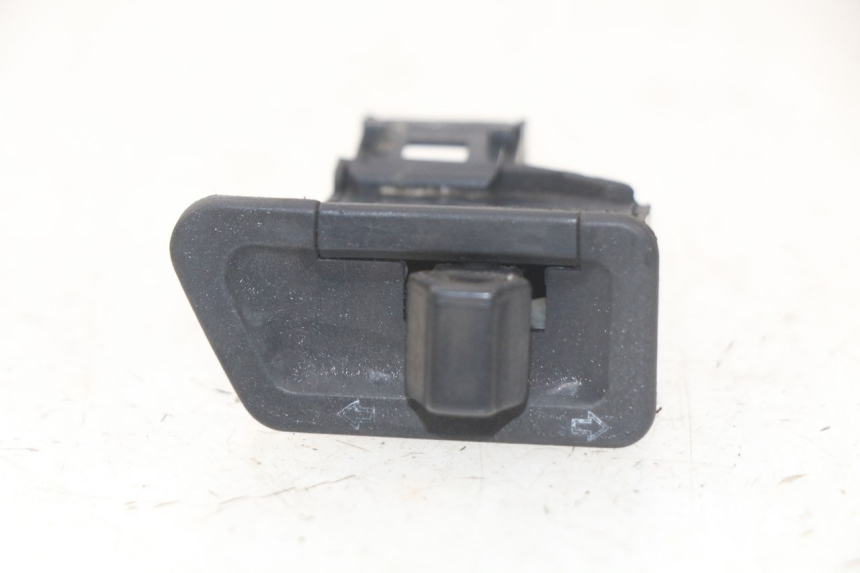 photo de RICHTINGAANWIJZER SCHAKELAAR SYM SYMPHONY 50 (2009 - 2015) - Hoofdaanzicht