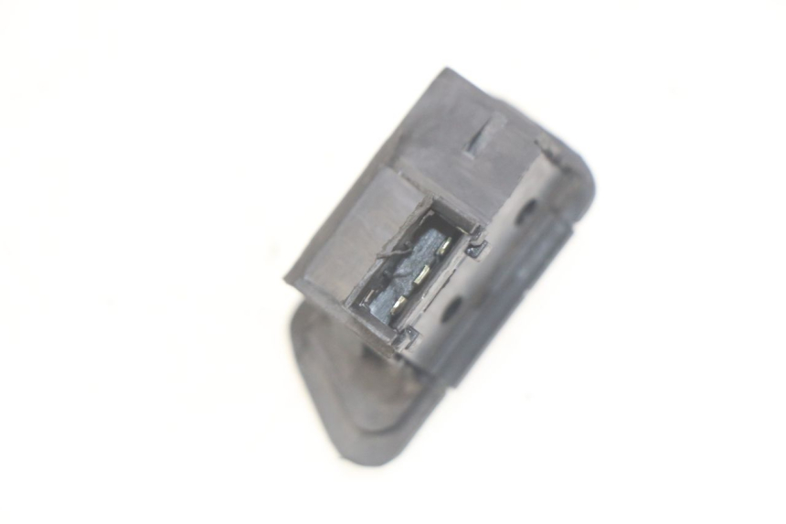 photo de RICHTINGAANWIJZER SCHAKELAAR PEUGEOT TWEET 125 (2018 - 2021) - Zoom op gebruiksstaat