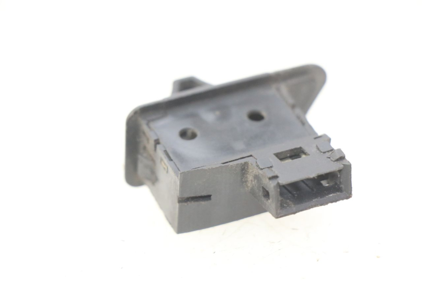 photo de RICHTINGAANWIJZER SCHAKELAAR EUROCKA VIRTUALITY GT 4T 50 (2011 - 2017) - Zoom op gebruiksstaat