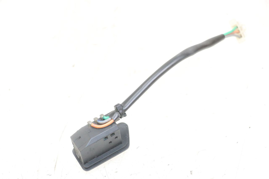 photo de RICHTINGAANWIJZER SCHAKELAAR YAMAHA NEO'S NEOS 2T EASY 50 (2013 - 2016) - Zoom op gebruiksstaat