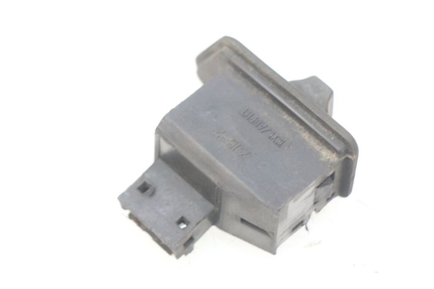 photo de RICHTINGAANWIJZER SCHAKELAAR YIYING YY50QT-10 50 (2007 - 2022) - Detail van het onderdeel