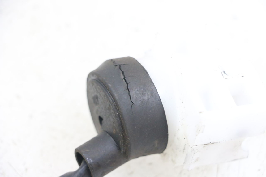 photo de CONTACTSLOT SCHAKELAAR SYM CROX 4T 50 (2016 - 2023) - Zoom op gebruiksstaat