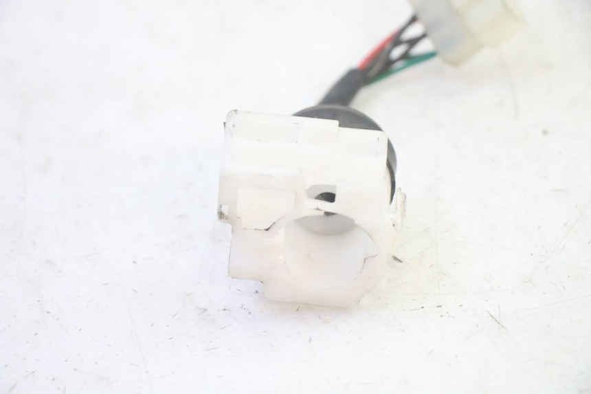 photo de CONTACTSLOT SCHAKELAAR SYM CROX 4T 50 (2016 - 2023) - Detail van het onderdeel