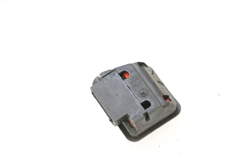 photo de CONTACTSLOT SCHAKELAAR PIAGGIO MP3 125 (2006 - 2014) - Zoom op gebruiksstaat