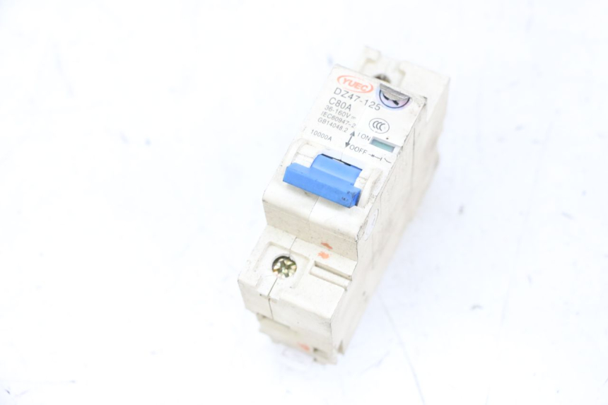 photo de CONTACTSLOT SCHAKELAAR EFUN PUSA 1 - Hoofdaanzicht