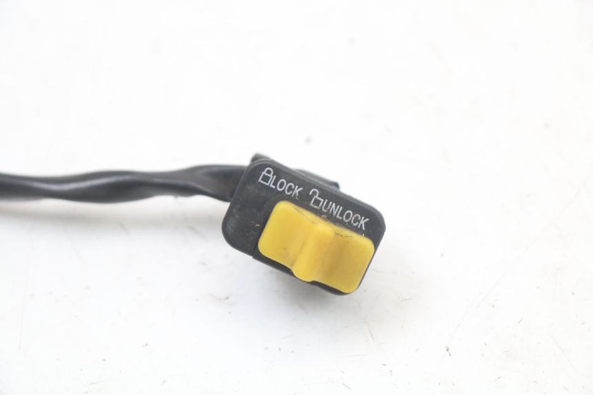 photo de CONTACTSLOT SCHAKELAAR SYM ORBIT 2 4T 50 (2018 - 2022) - Detail van het onderdeel