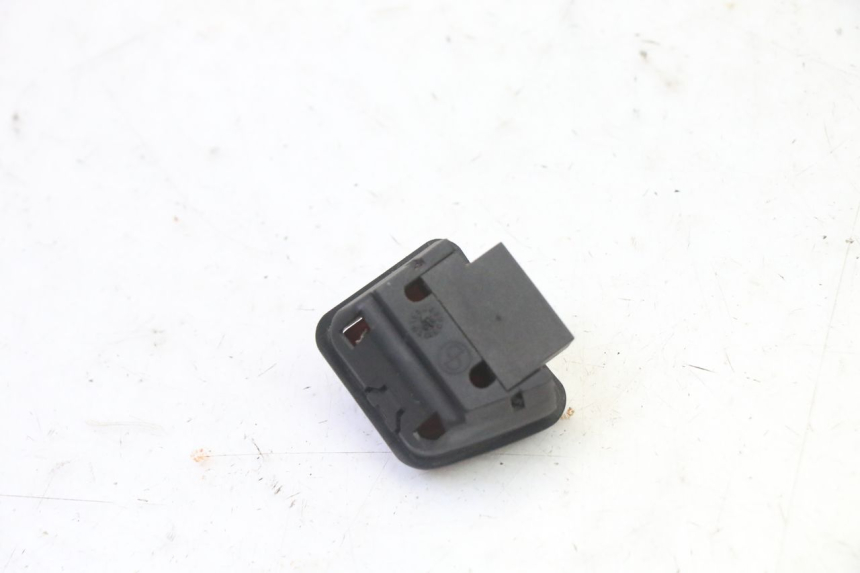 photo de CONTACTSLOT SCHAKELAAR PIAGGIO X9 EVOLUTION 125 (2003 - 2007) - Andere kijkhoek
