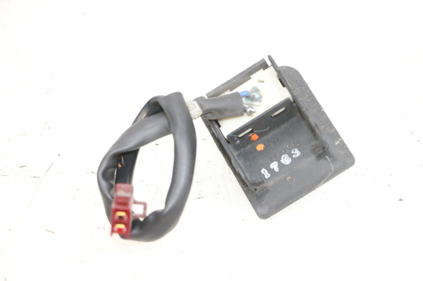 photo de STARTERSCHAKELAAR MBK FLIPPER 115 (2013 - 2017) - Zoom op gebruiksstaat