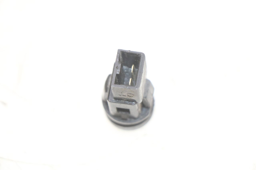 photo de STARTSCHAKELAAR PIAGGIO FLY 2T 50 (2004 - 2017) - Zoom op gebruiksstaat