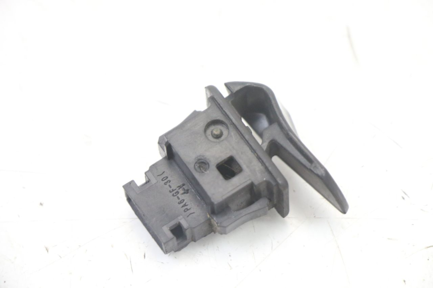 photo de STARTERSCHAKELAAR HONDA SH i 300 (2015 - 2020) - Andere kijkhoek