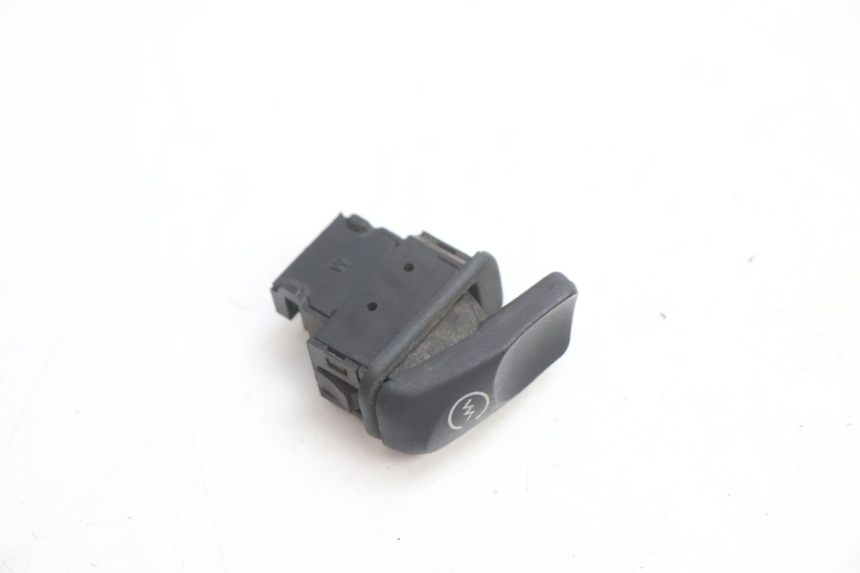 photo de STARTSCHAKELAAR PIAGGIO MP3 LT 300 (2010 - 2016) - Detail van het onderdeel