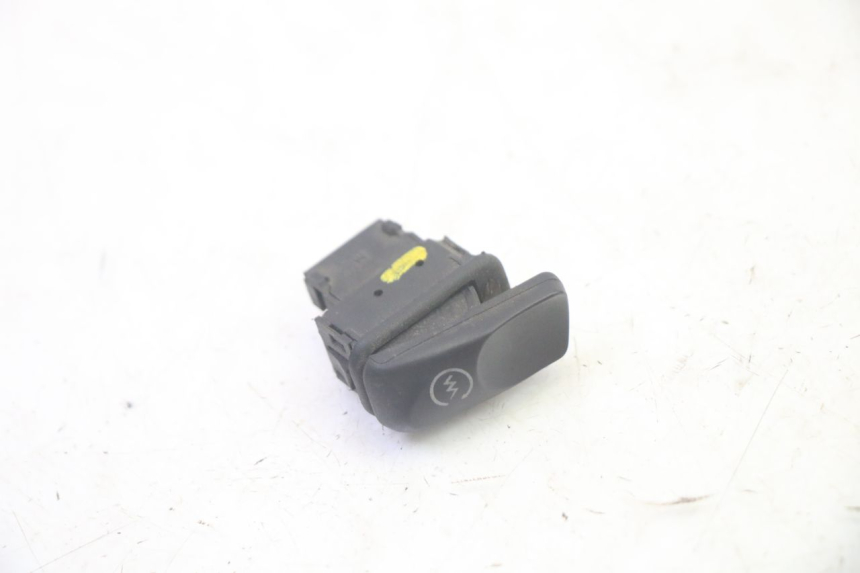 photo de STARTERSCHAKELAAR PIAGGIO MP3 500 (2016 - 2018) - Hoofdaanzicht