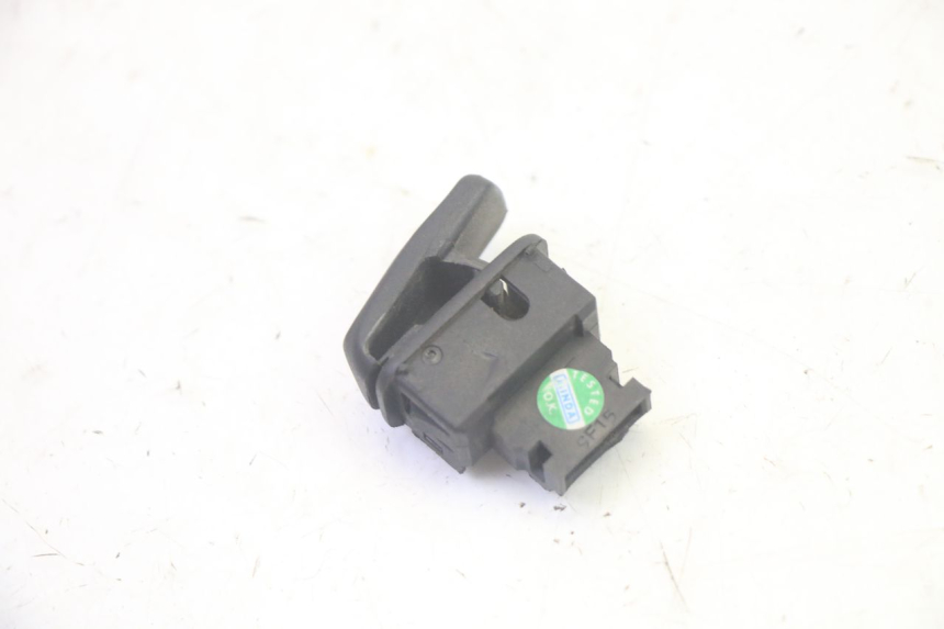 photo de STARTSCHAKELAAR PIAGGIO MP3 RL 250 (2006 - 2010) - Zoom op gebruiksstaat