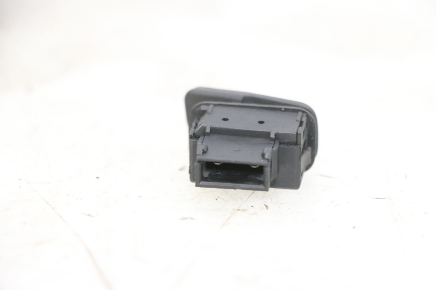 photo de STARTSCHAKELAAR PIAGGIO NEW TYPHOON 50 (2018 - 2021) - Detail van het onderdeel