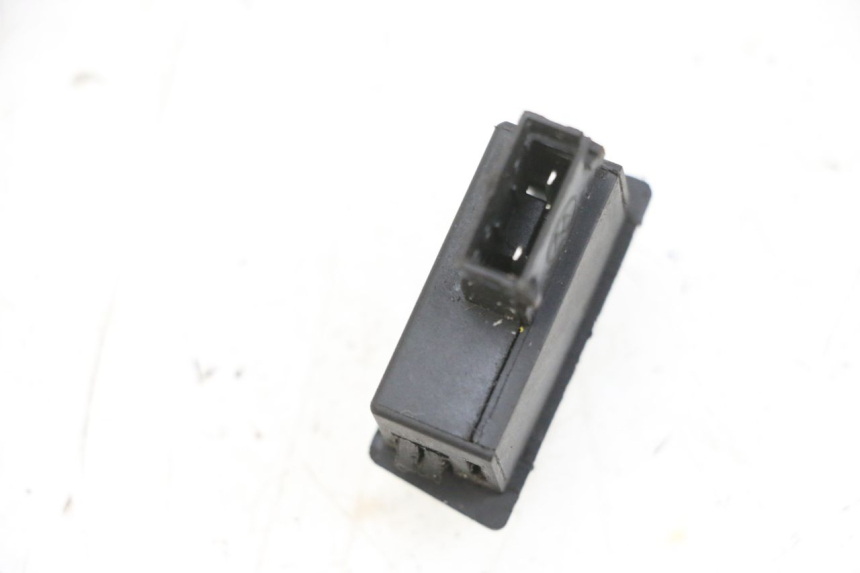 photo de STARTSCHAKELAAR JM MOTORS OLDIES GT 4T 50 (2018 - 2025) - Detail van het onderdeel