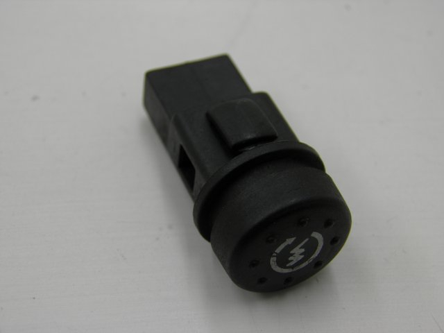 photo de STARTSCHAKELAAR PIAGGIO LIBERTY 2T 50 (2004 - 2008) - Hoofdaanzicht