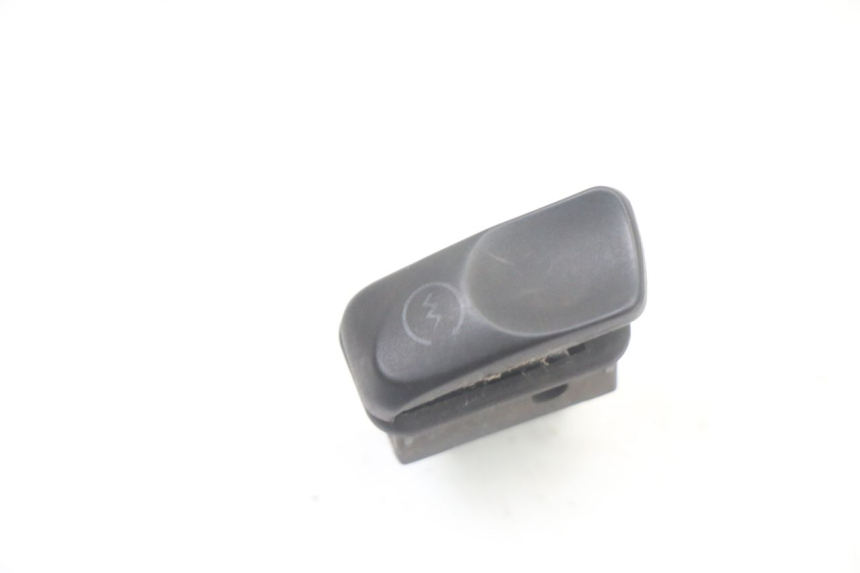 photo de STARTERSCHAKELAAR PIAGGIO VESPA LX IE 125 (2010 - 2012) - Detail van het onderdeel