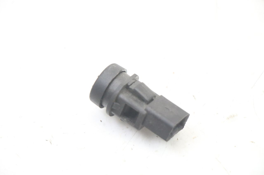 photo de STARTERSCHAKELAAR PIAGGIO ZIP 4T 50 (2018 - 2020) - Zoom op gebruiksstaat