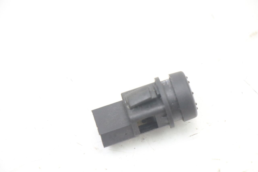 photo de STARTERSCHAKELAAR PIAGGIO ZIP 4T 50 (2018 - 2020) - Andere kijkhoek