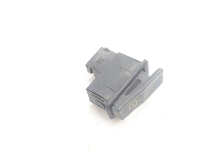 photo de STARTER SCHAKELAAR HONDA SCV LEAD 100 (2003 - 2007) - Detail van het onderdeel