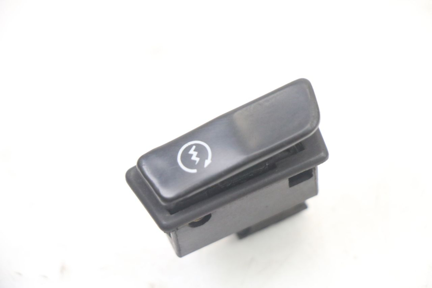 photo de STARTSCHAKELAAR SYM ORBIT III 3 4T 50 (2018 - 2021) - Detail van het onderdeel