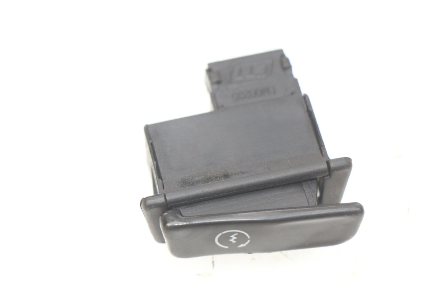 photo de STARTSCHAKELAAR PEUGEOT TWEET 4T 50 (2018 - 2022) - Detail van het onderdeel