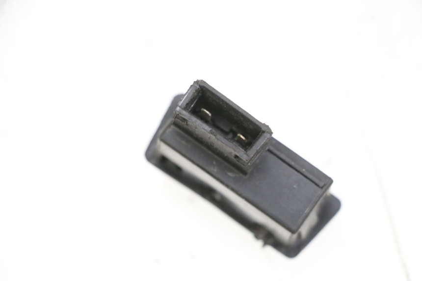 photo de STARTSCHAKELAAR PEUGEOT TWEET PRO EFI 4T 50 (2021 - 2022) - Zoom op gebruiksstaat